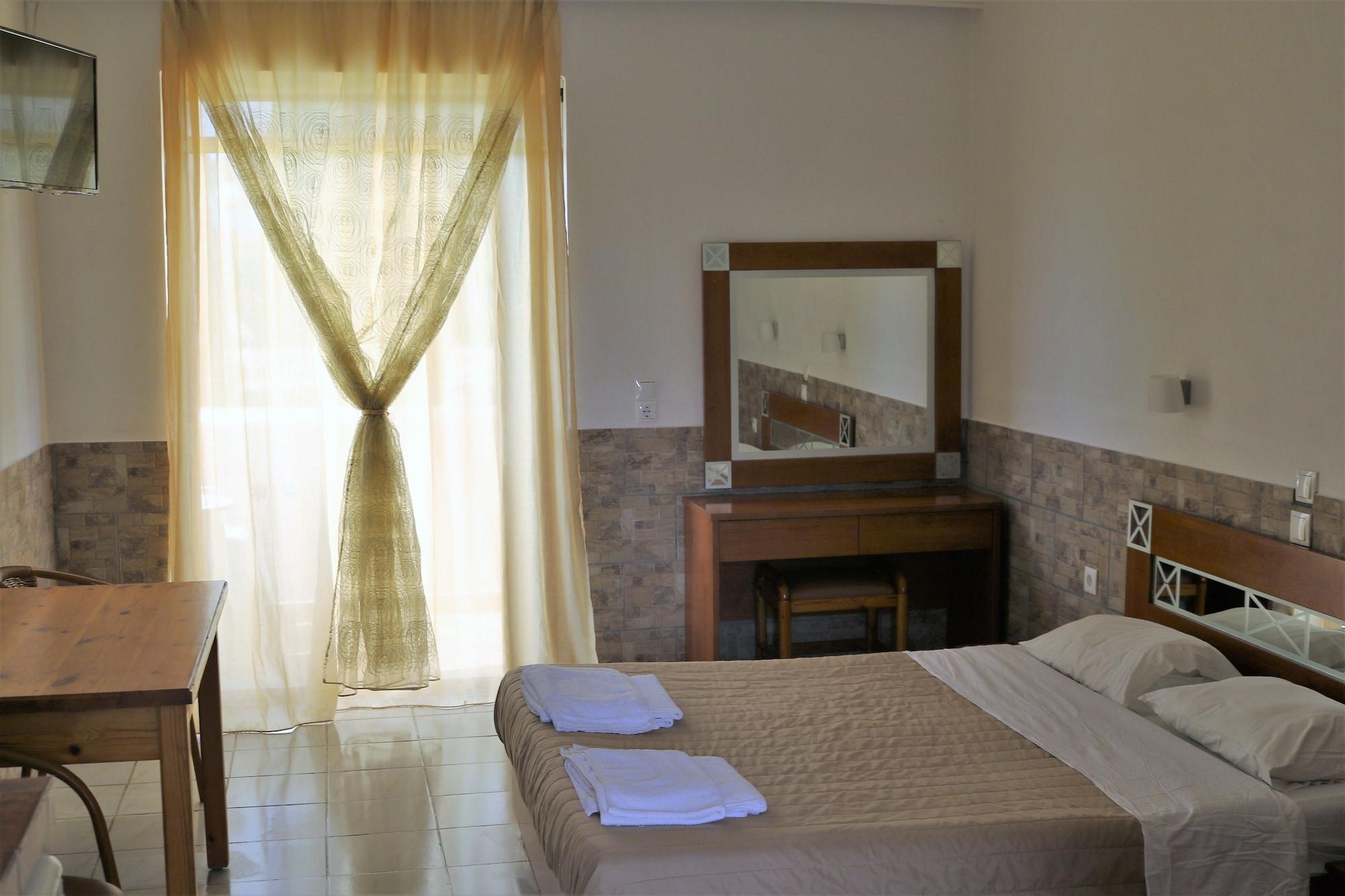Golden Sun Aparthotel ตีกากี ภายนอก รูปภาพ