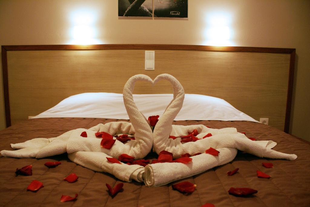 Golden Sun Aparthotel ตีกากี ห้อง รูปภาพ