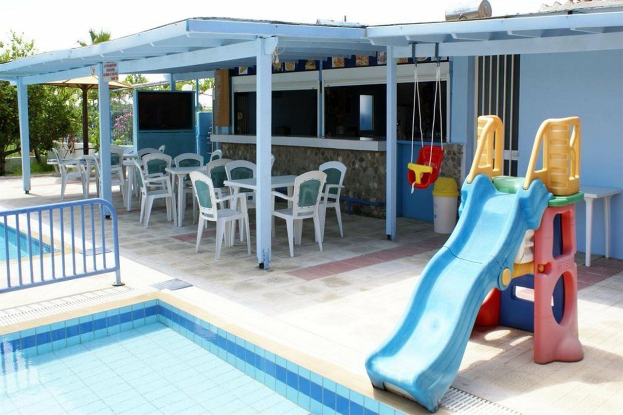Golden Sun Aparthotel ตีกากี ภายนอก รูปภาพ